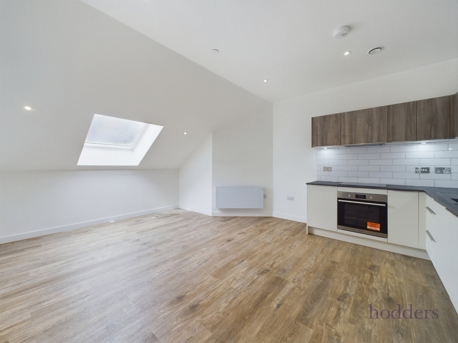 Flat London Road in Borough of Spelthorne