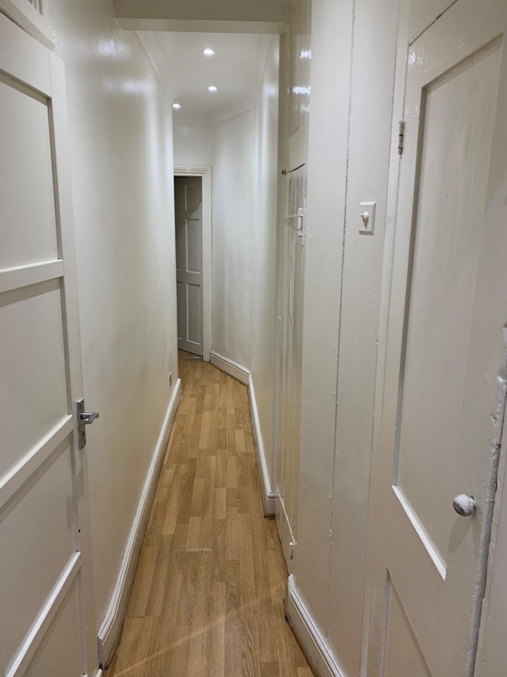 Flat Laws Close in Greater London