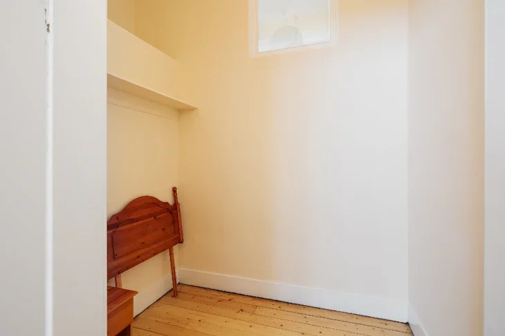 Flat Leith Walk in City of Edinburgh