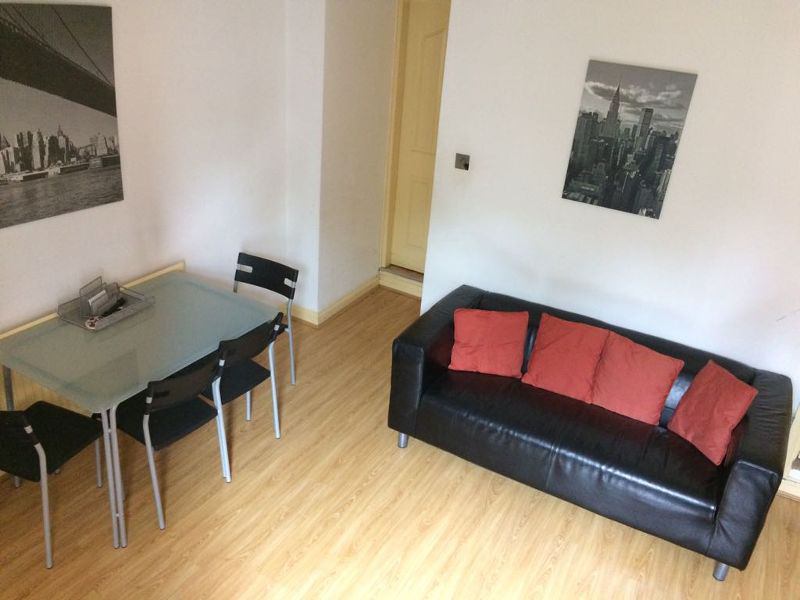 Room Harborne Park Road in Birmingham