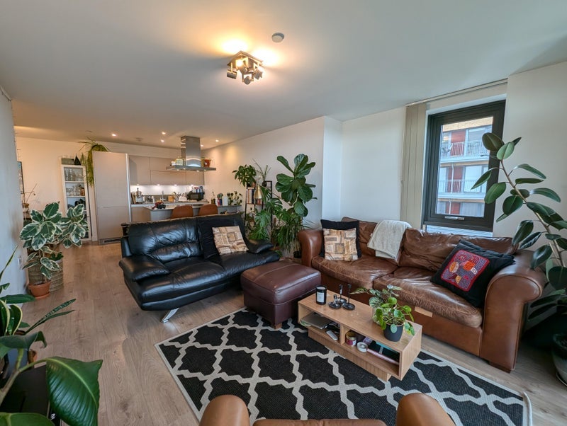 Room Beechwood Road in Greater London