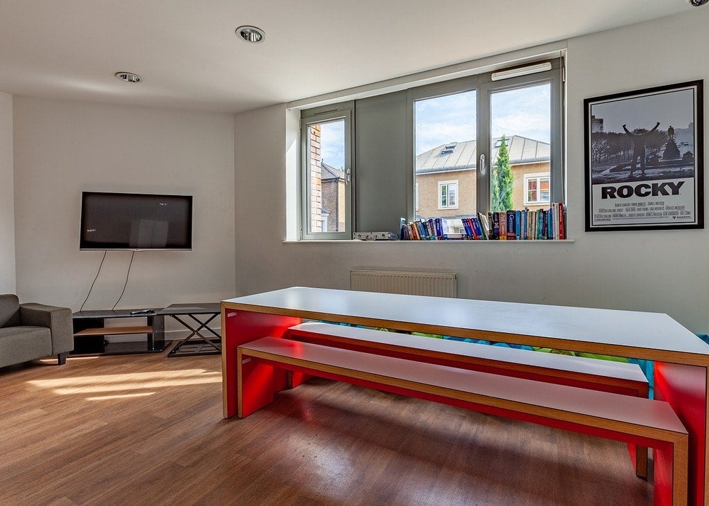 Flat The Grove in Greater London
