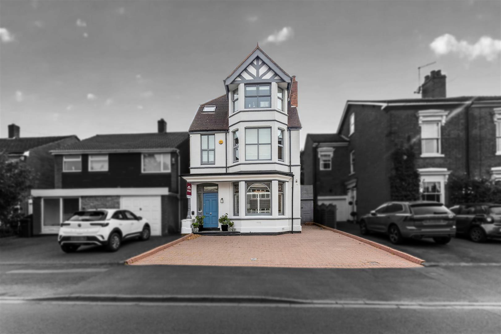 House Claverdon Drive in Shenstone