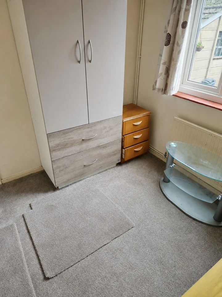 Room Maxwell Road in Greater London