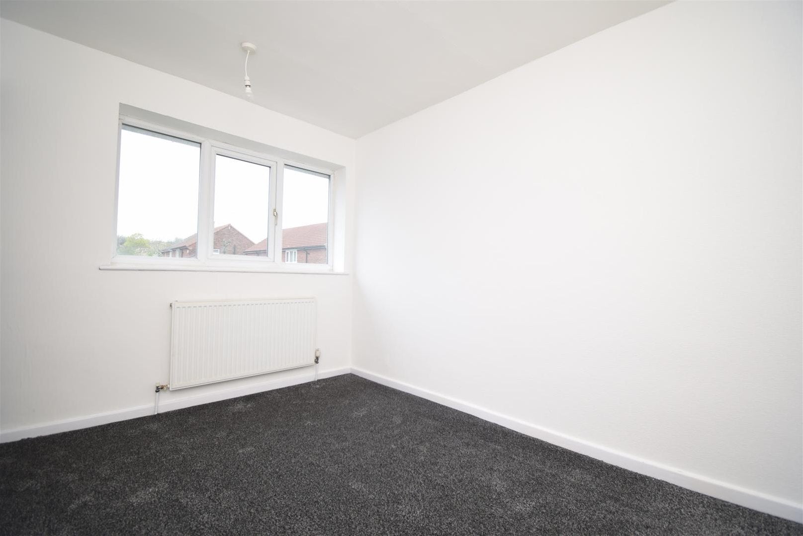 Flat Grange Road in Wakefield