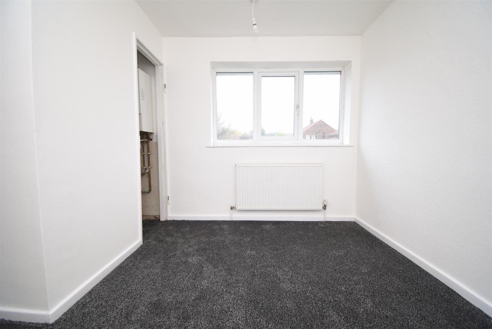Flat Grange Road in Wakefield