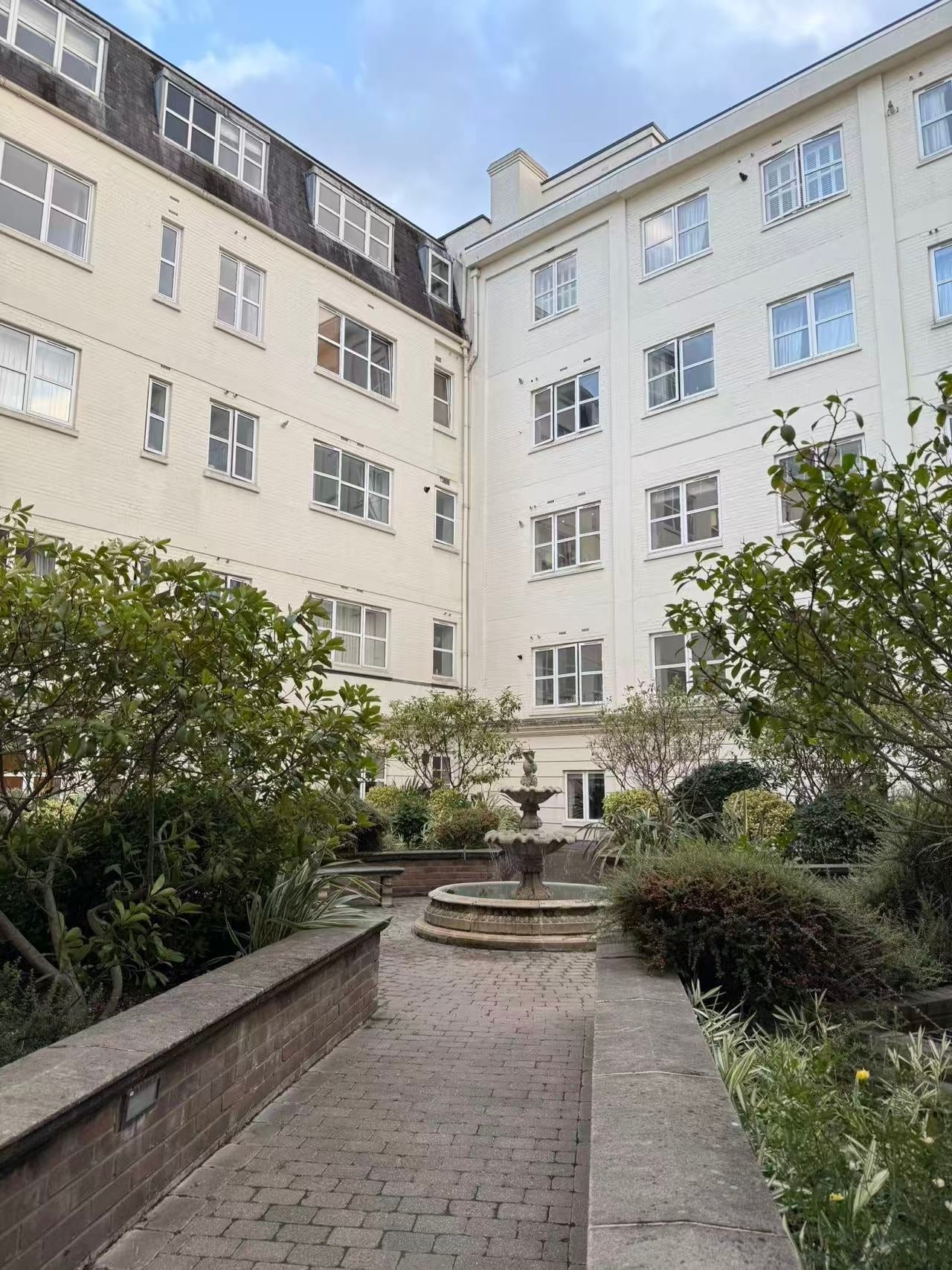Flat Montford Place in Greater London