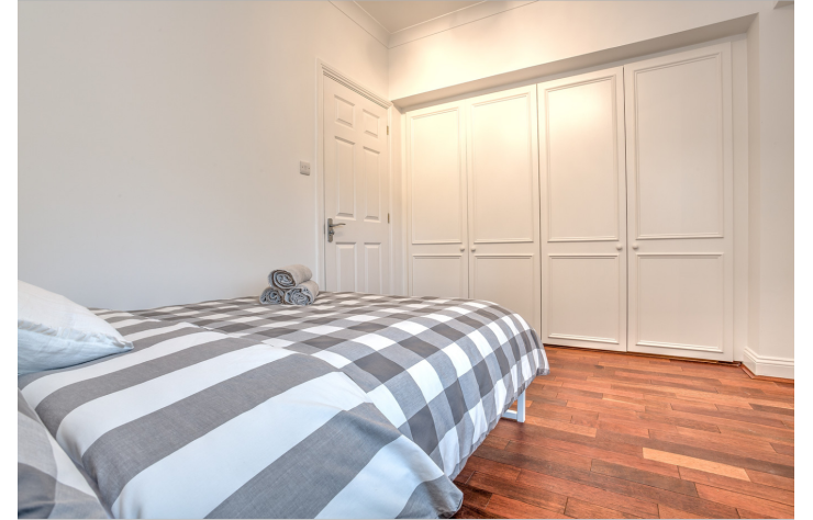 Flat Montford Place in Greater London
