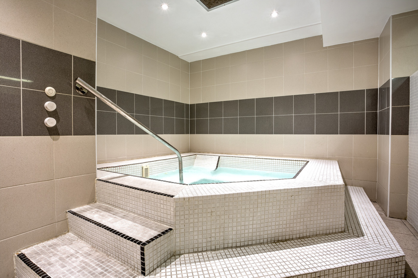 Flat Montford Place in Greater London