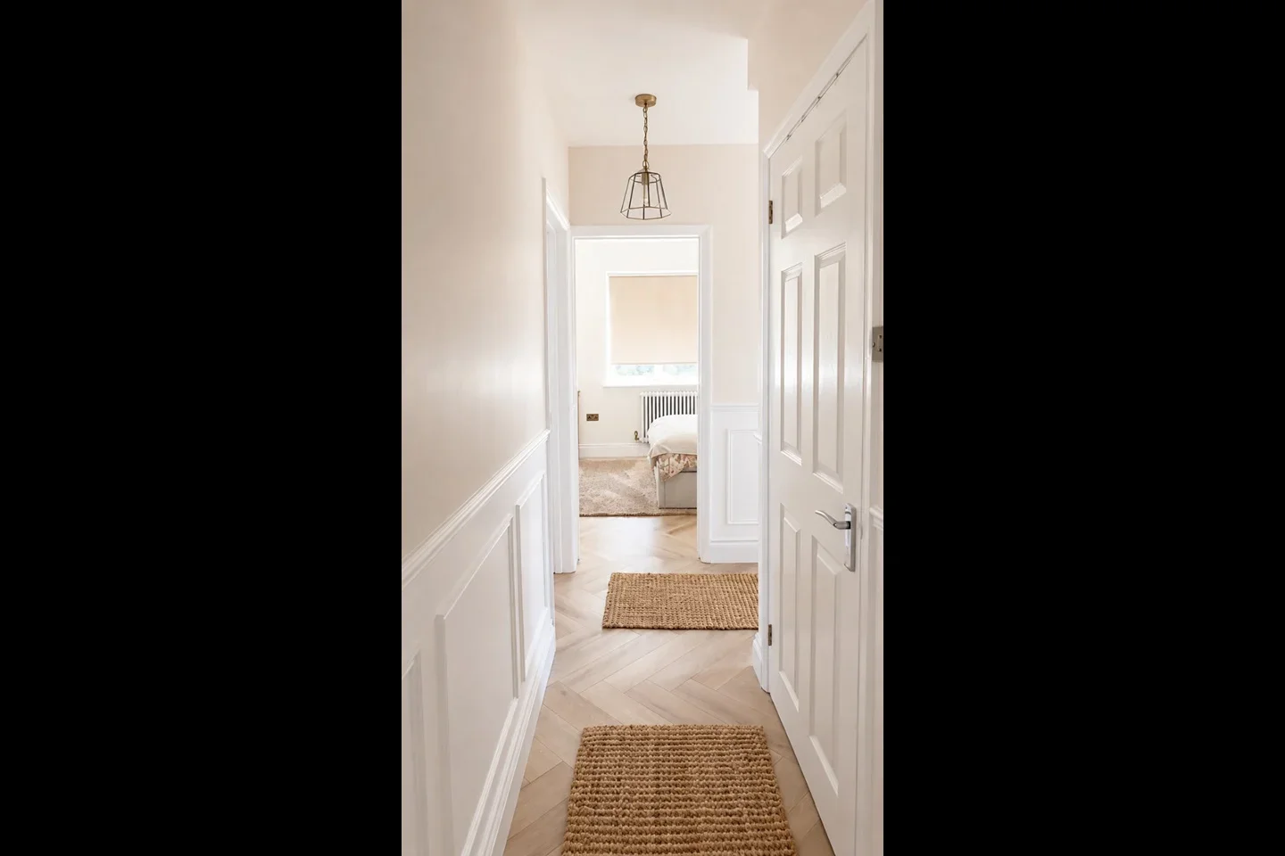 Room Mill Lane in Greater London