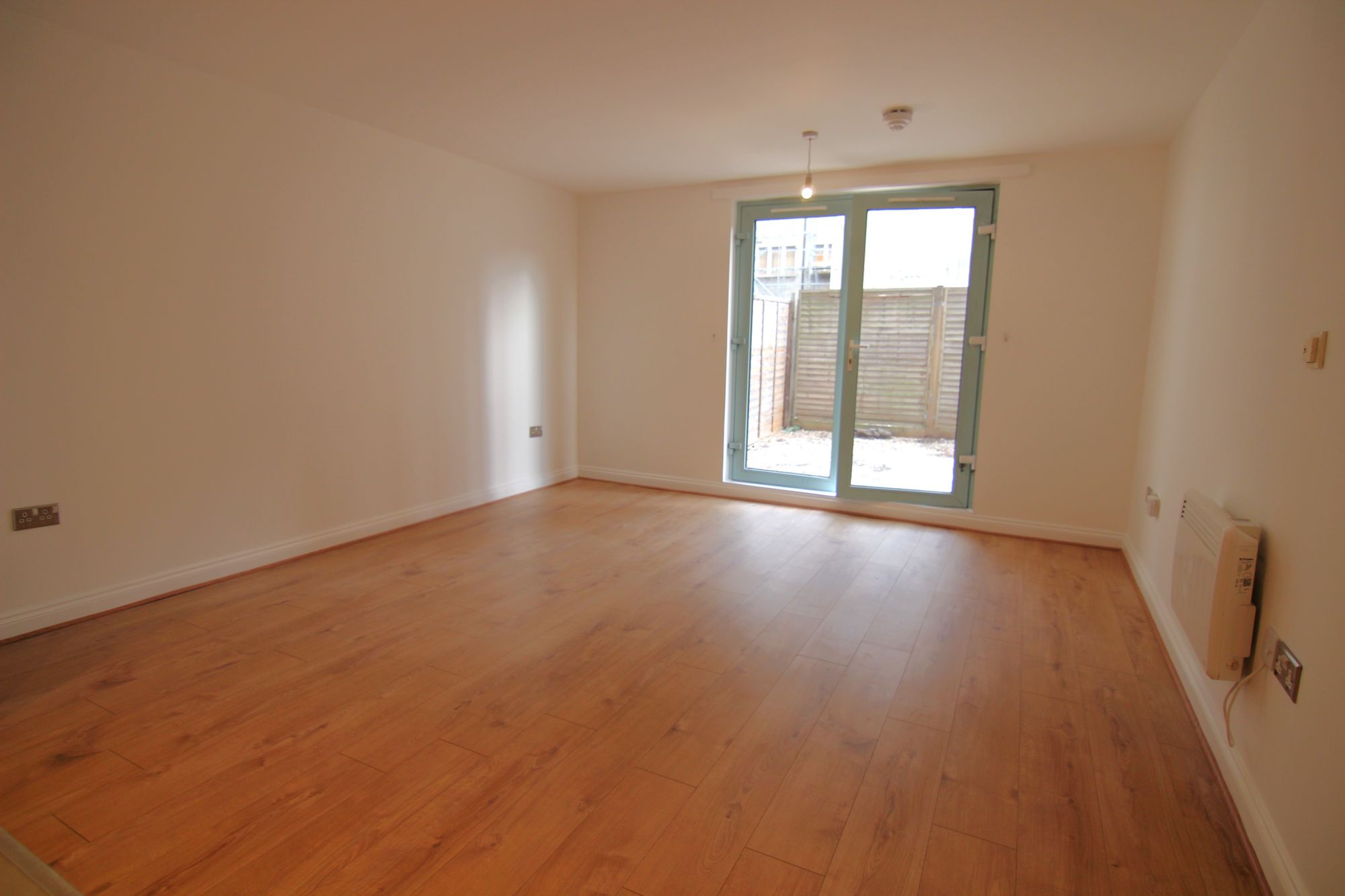 Flat Paton Close in Greater London