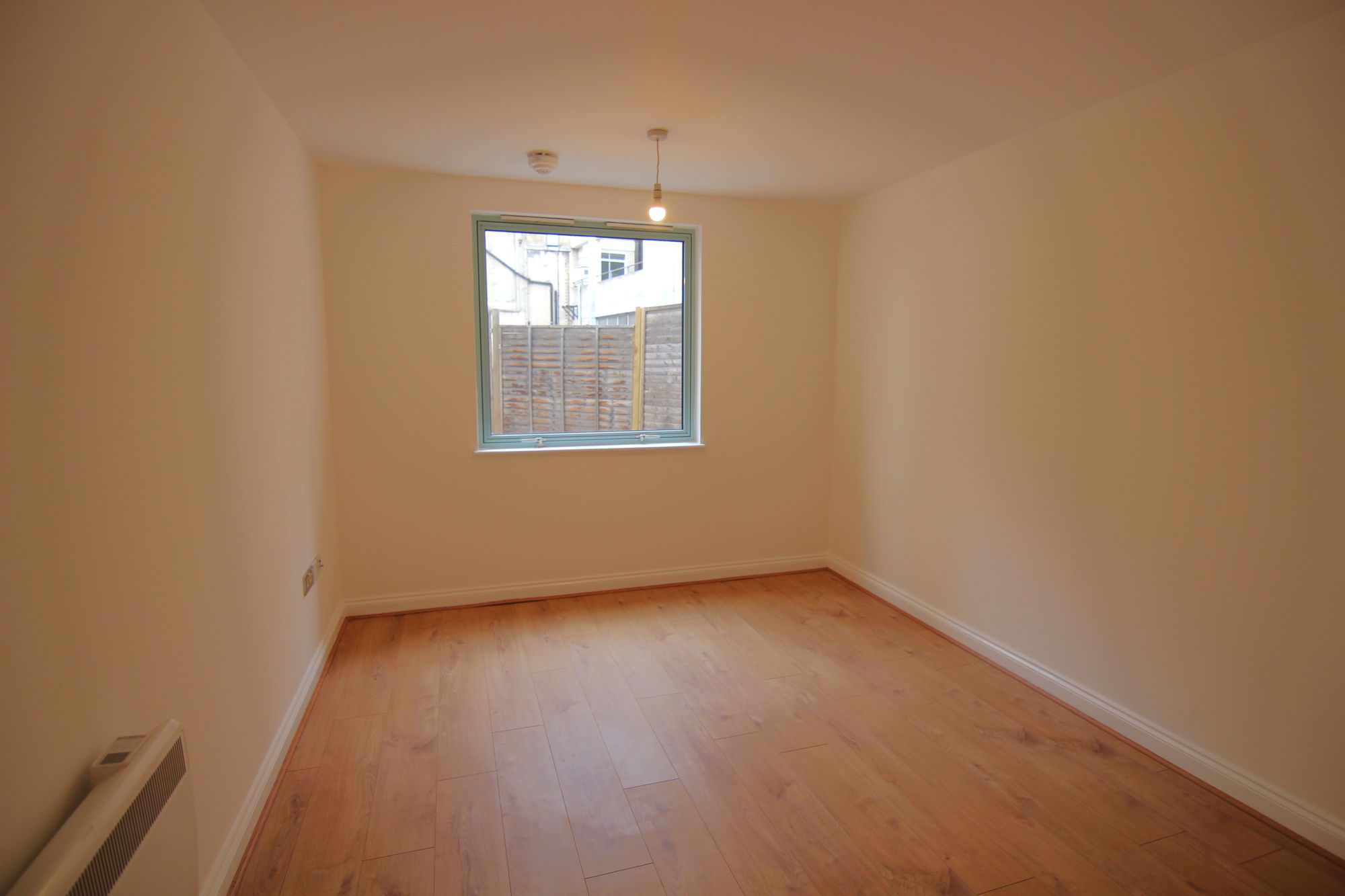 Flat Paton Close in Greater London
