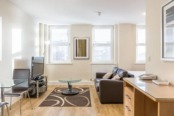 Flat Park Lane in Surrey Heath