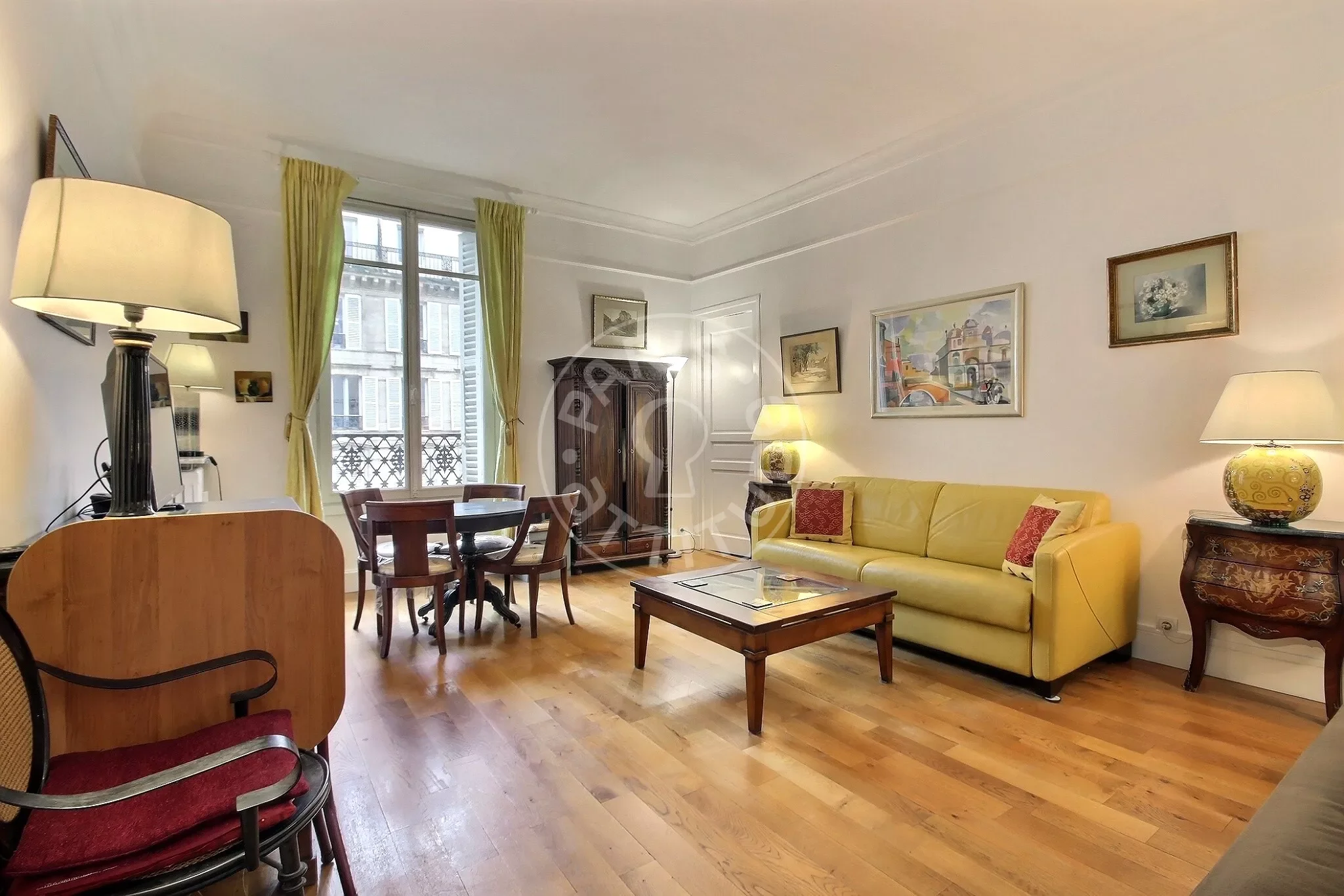 Appartement Rue Saint-Jacques à Paris