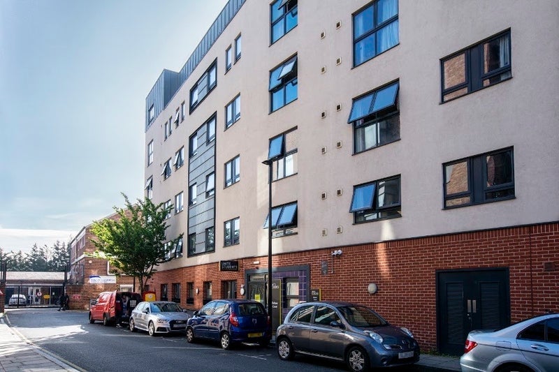 Room Toby Lane in Greater London