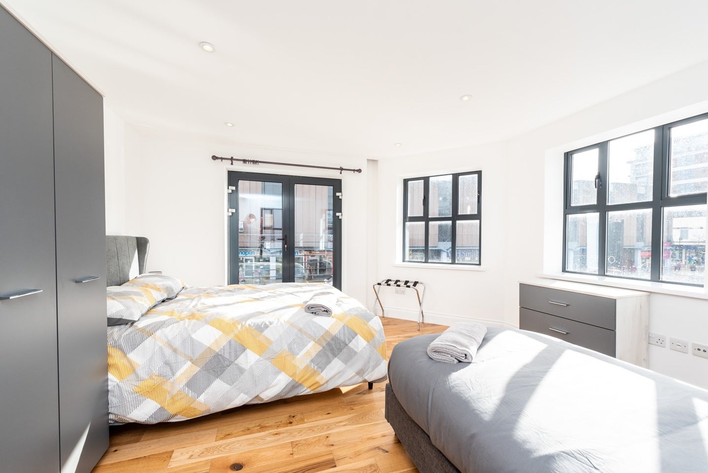 Flat Belmont Road in Greater London