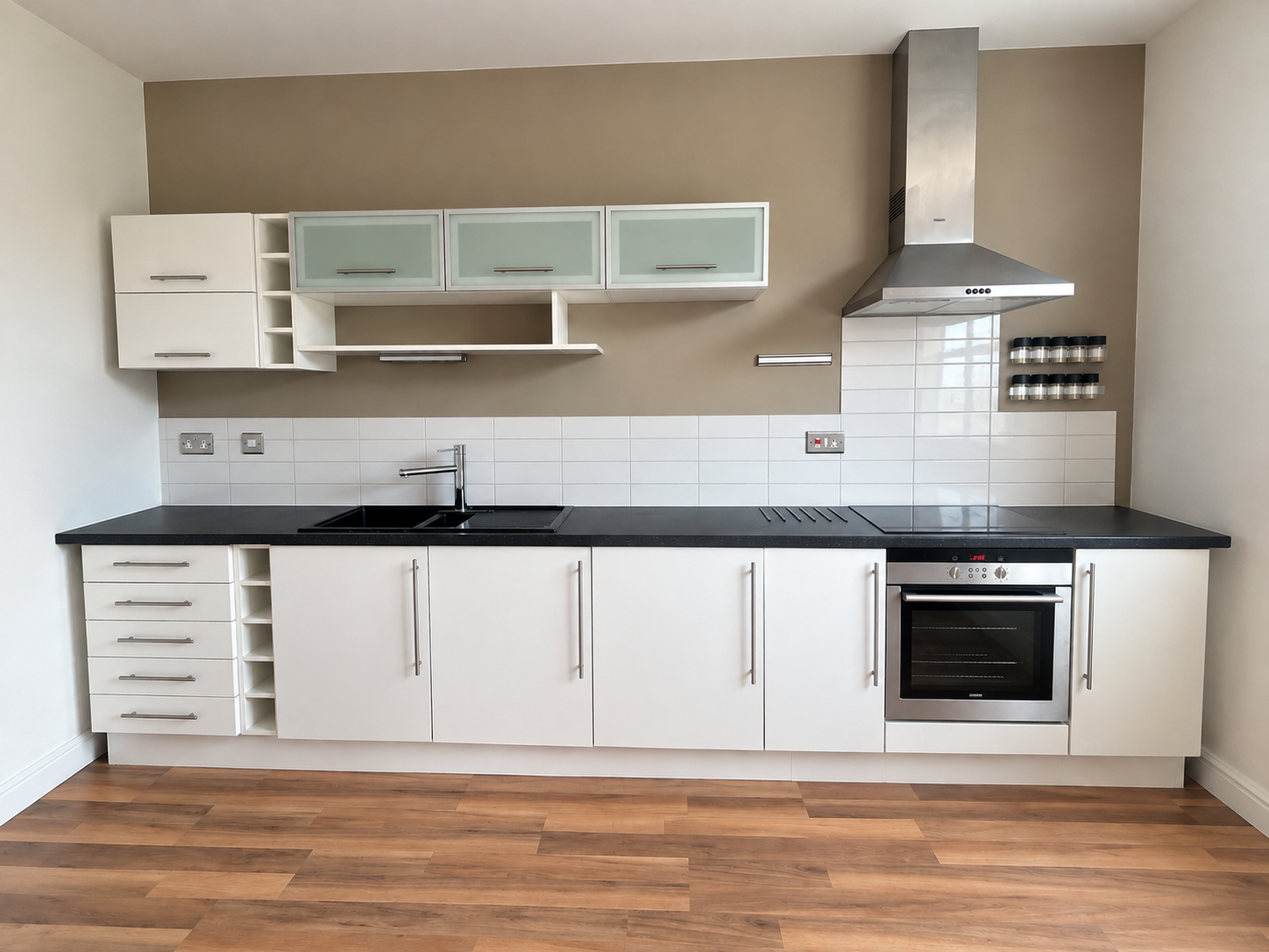 Flat Clarendon Avenue in Royal Leamington Spa