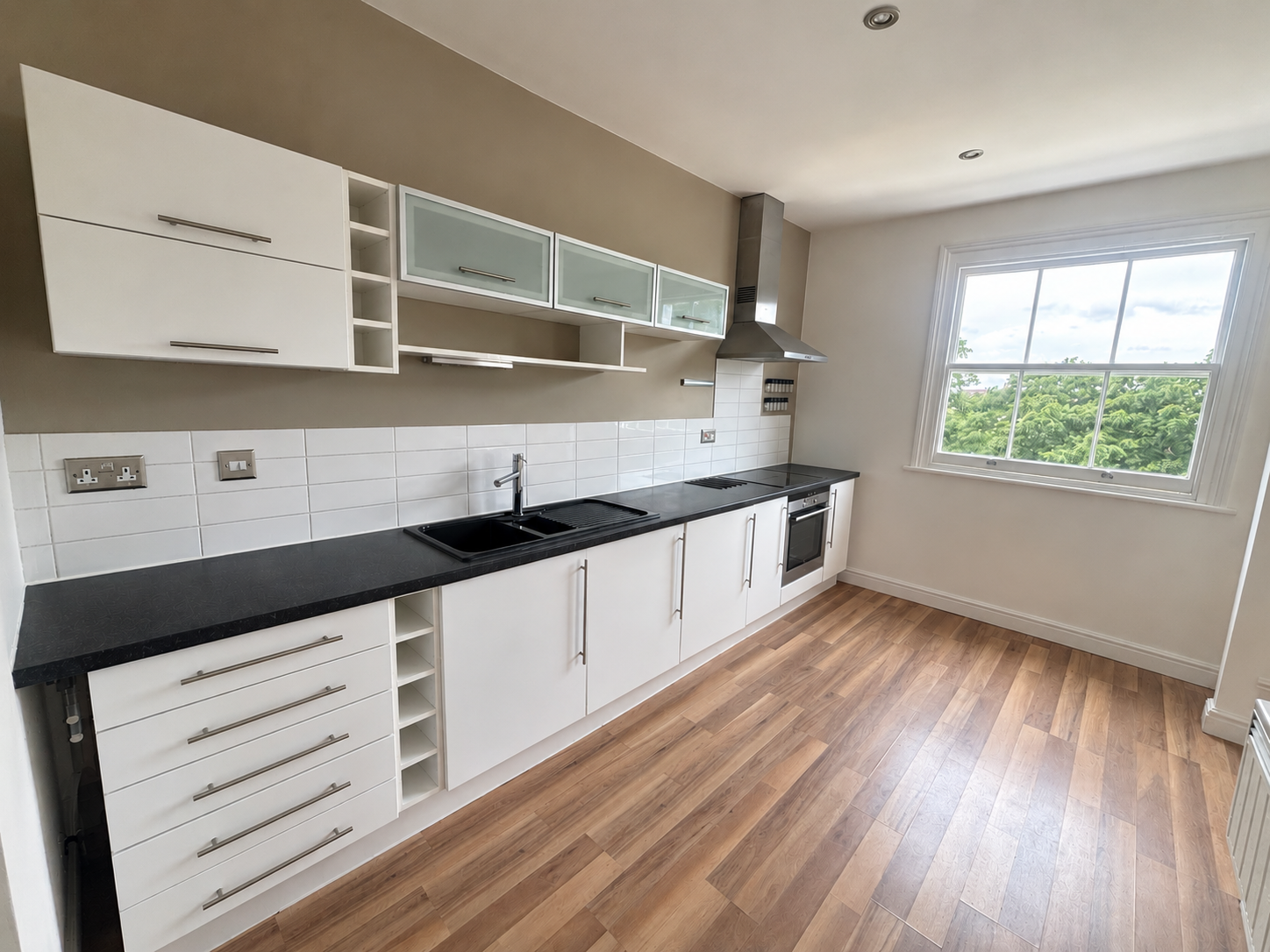 Flat Clarendon Avenue in Royal Leamington Spa