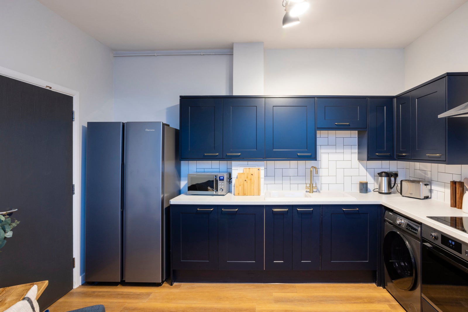 Flat Sheen Road in Greater London
