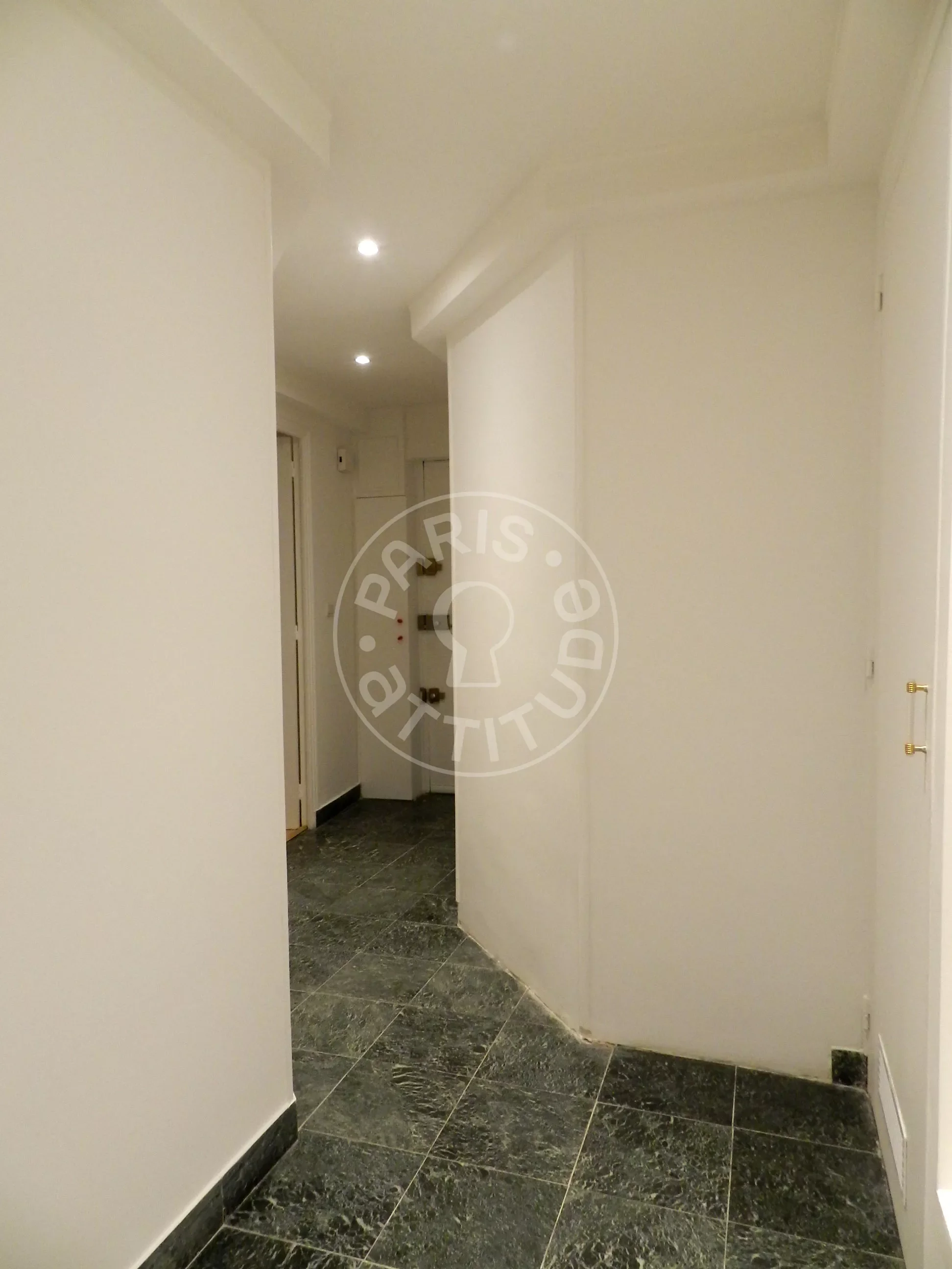 Appartement Rue Courtalon à Paris