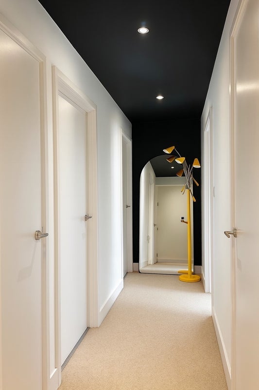 Room Jamaica Road in Greater London