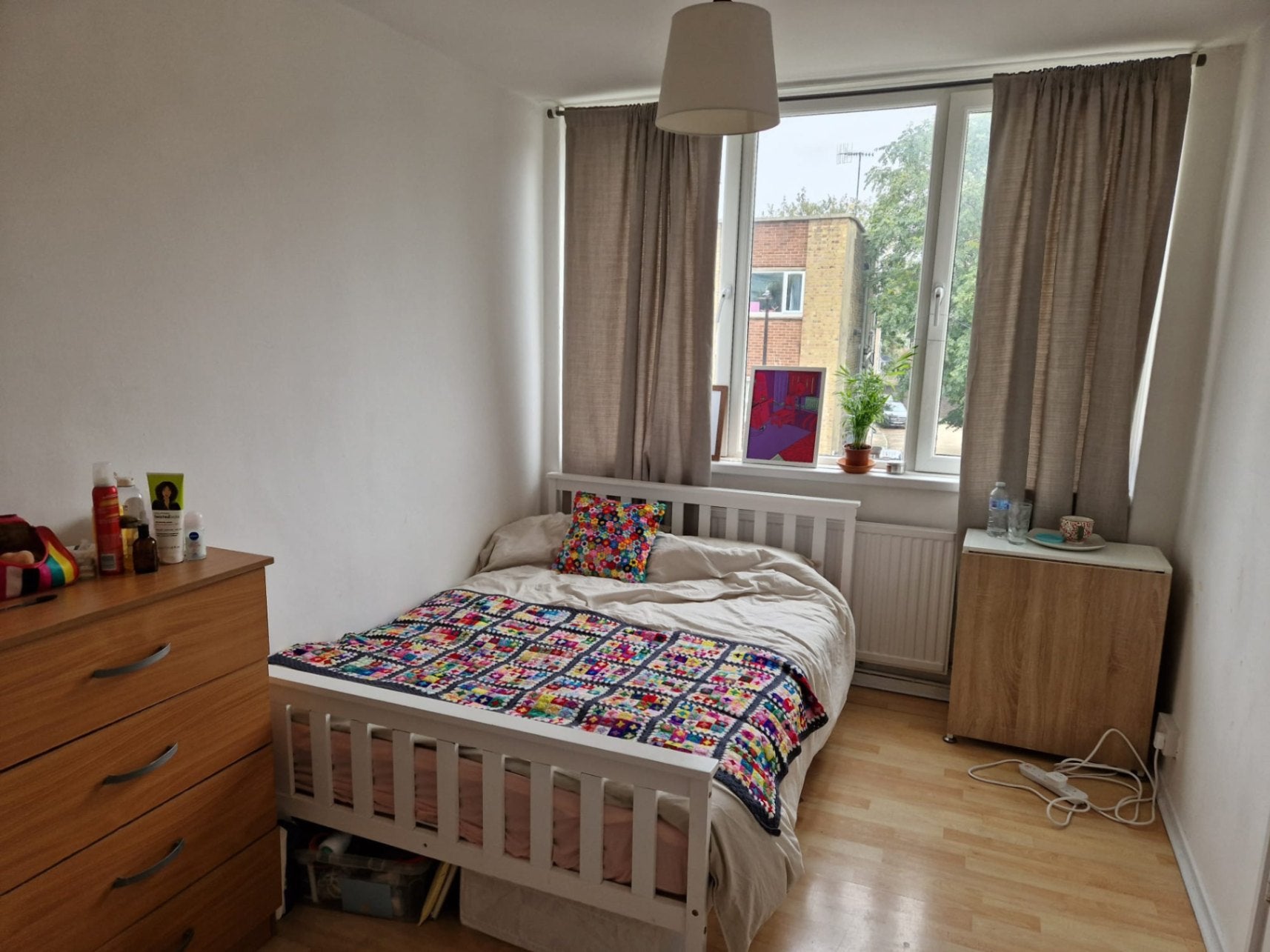 Flat Poplar High Street in Greater London