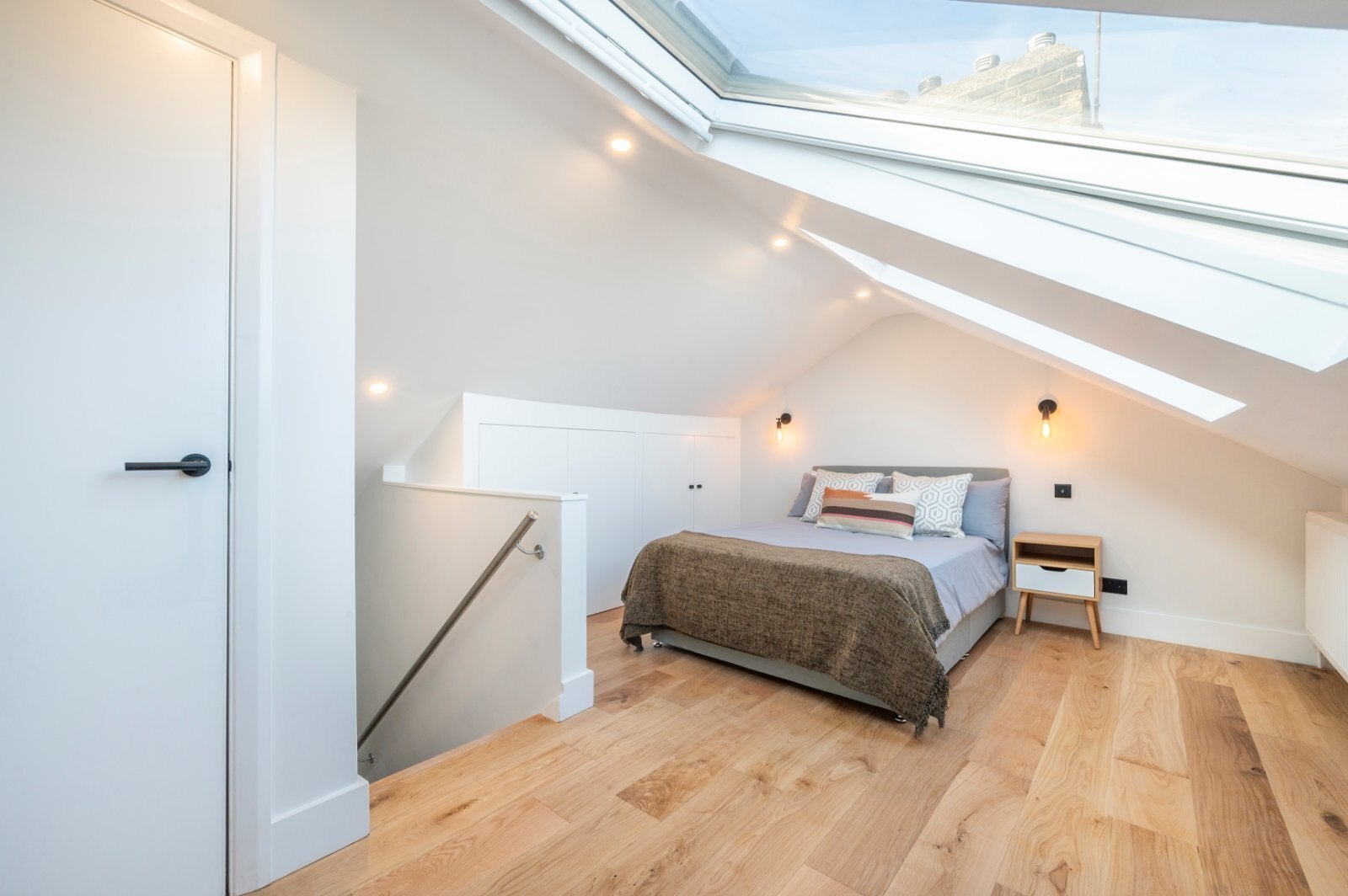Flat Portnall Road in City of Westminster