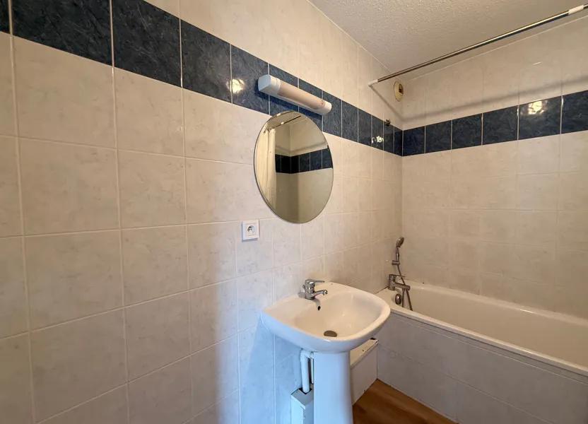 Appartement Rue Hélène Boucher à Mont-de-Marsan