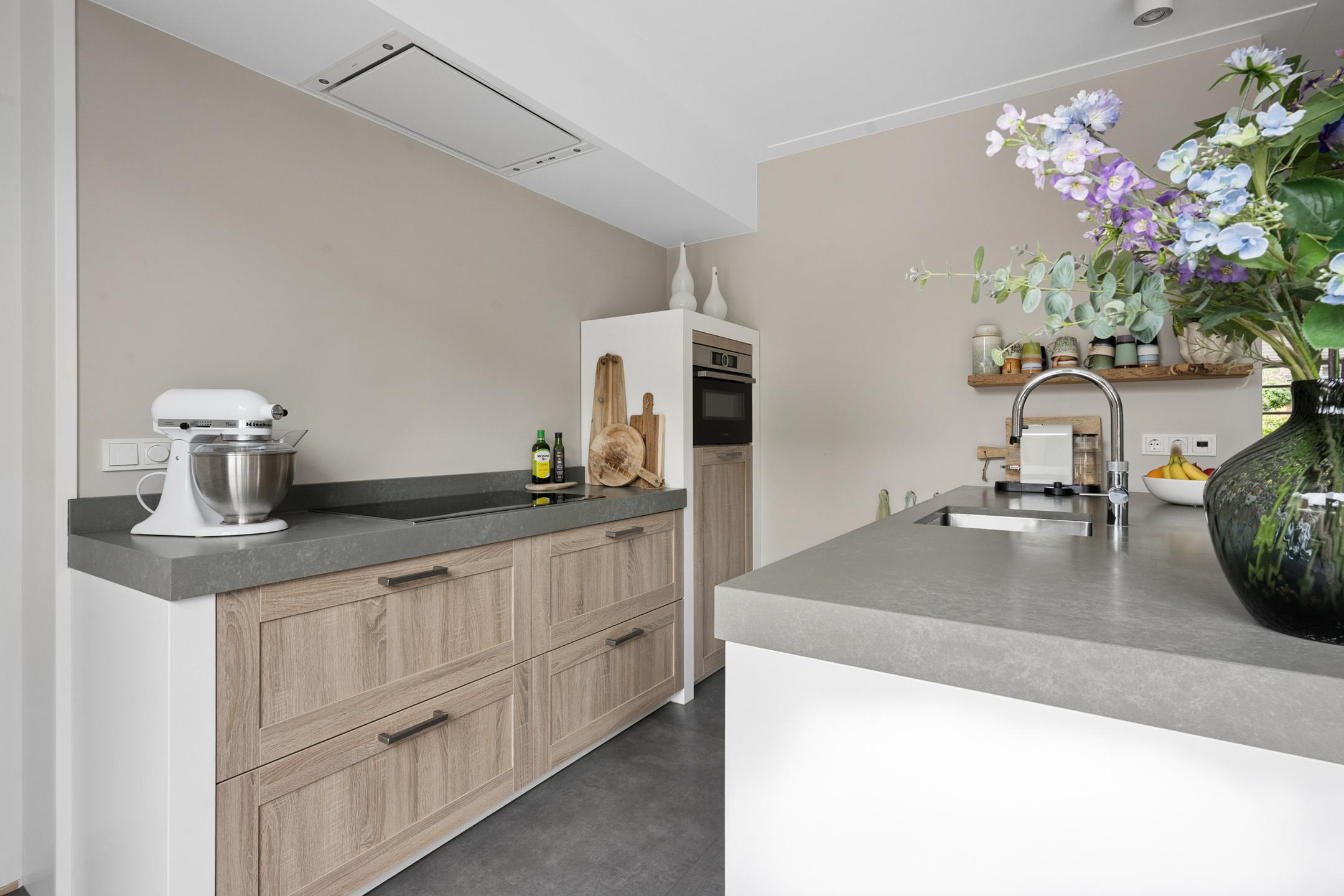 Hoekwoning te koop: Gouden Regen 50, Woudenberg