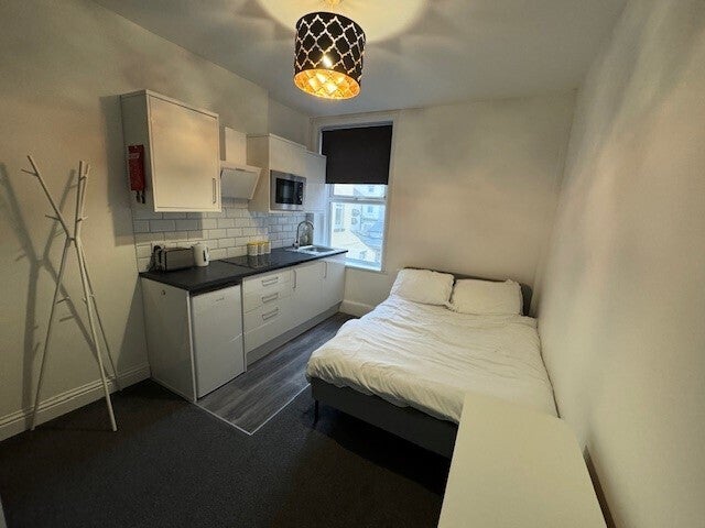 Flat Withnell Road in Blackpool