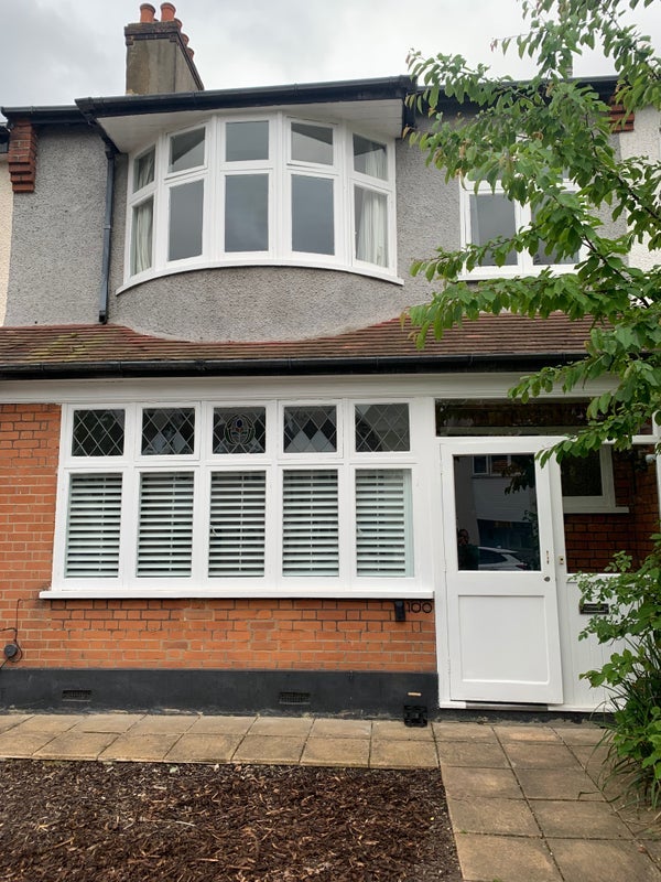 House Glennie Road in Greater London