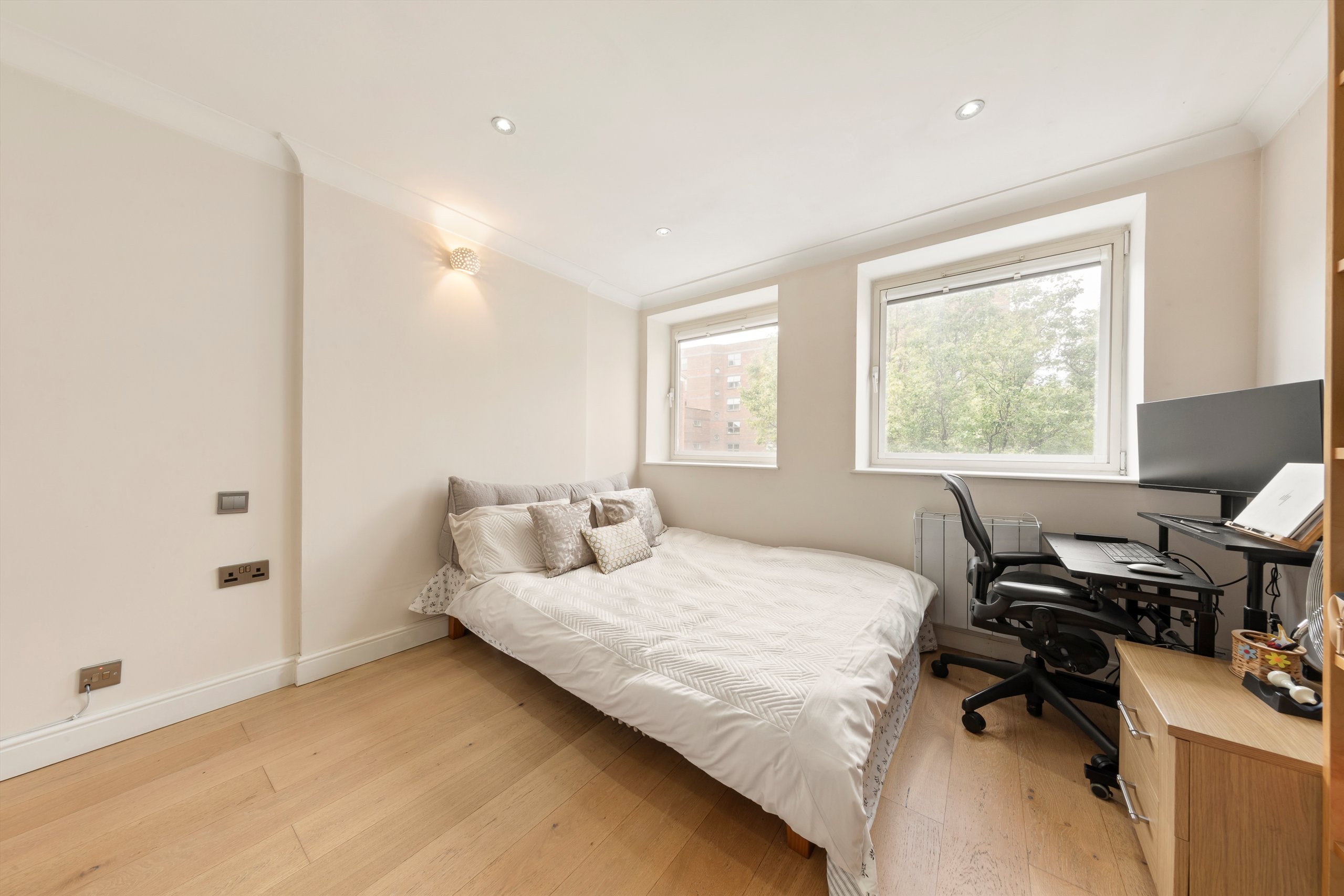 Flat Regency Street in City of Westminster