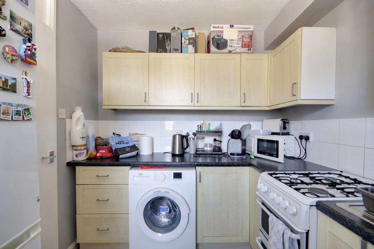 Flat Northcourt Road in Worthing