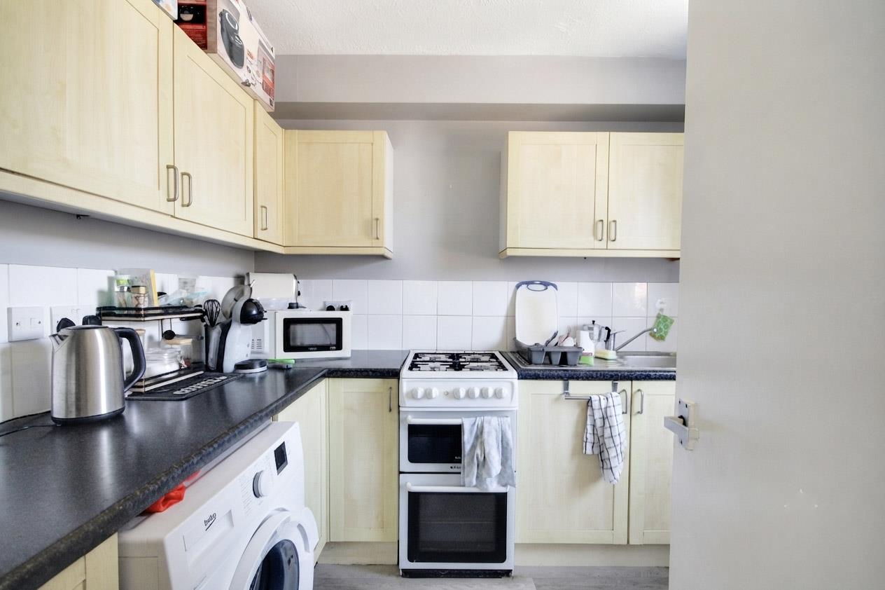 Flat Northcourt Road in Worthing