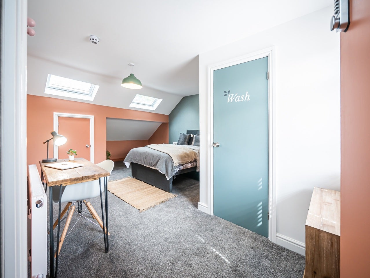 Room High Street in Sandwell