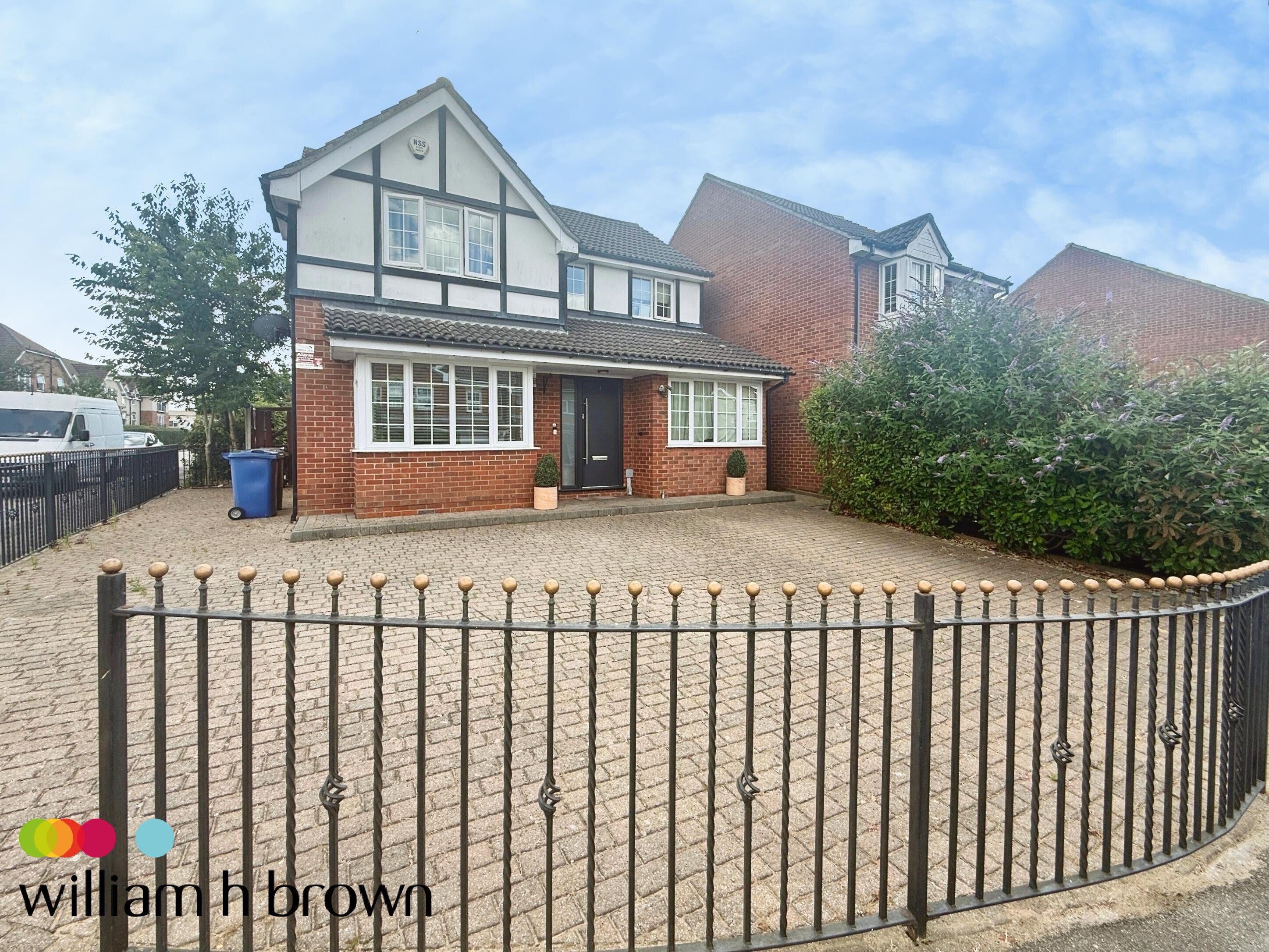 House Hogg Lane in Grays