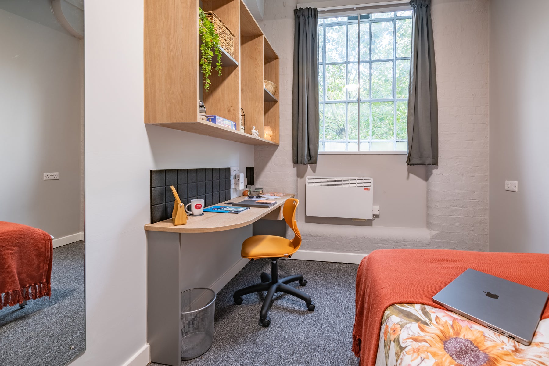 Room Radford Boulevard in Nottingham
