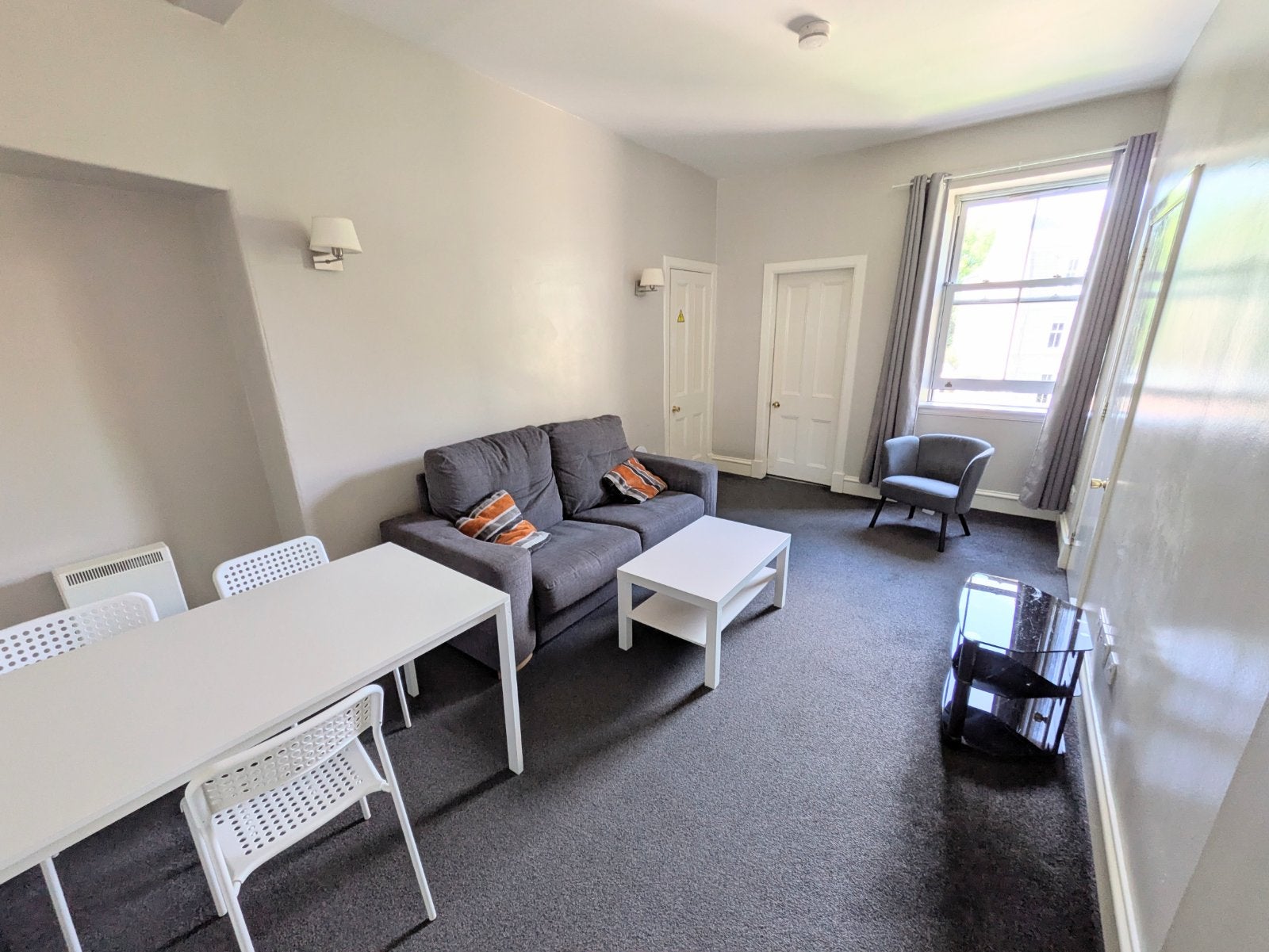 Flat Whitehall Place in Aberdeen City