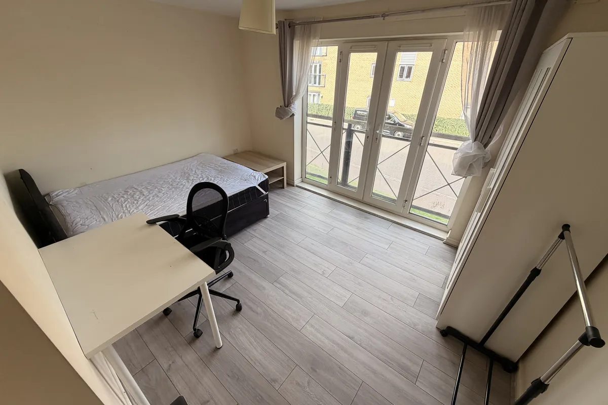 Flat Old Towcester Road in Far Cotton