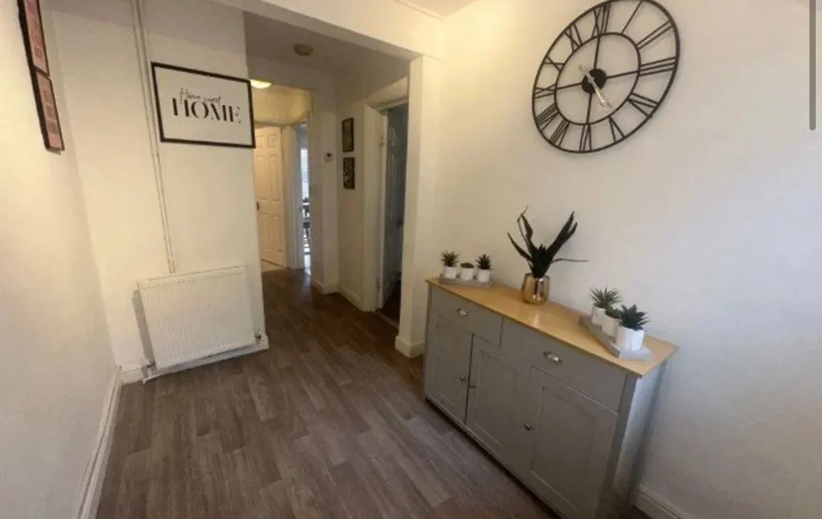 Flat Morden Road in Newport