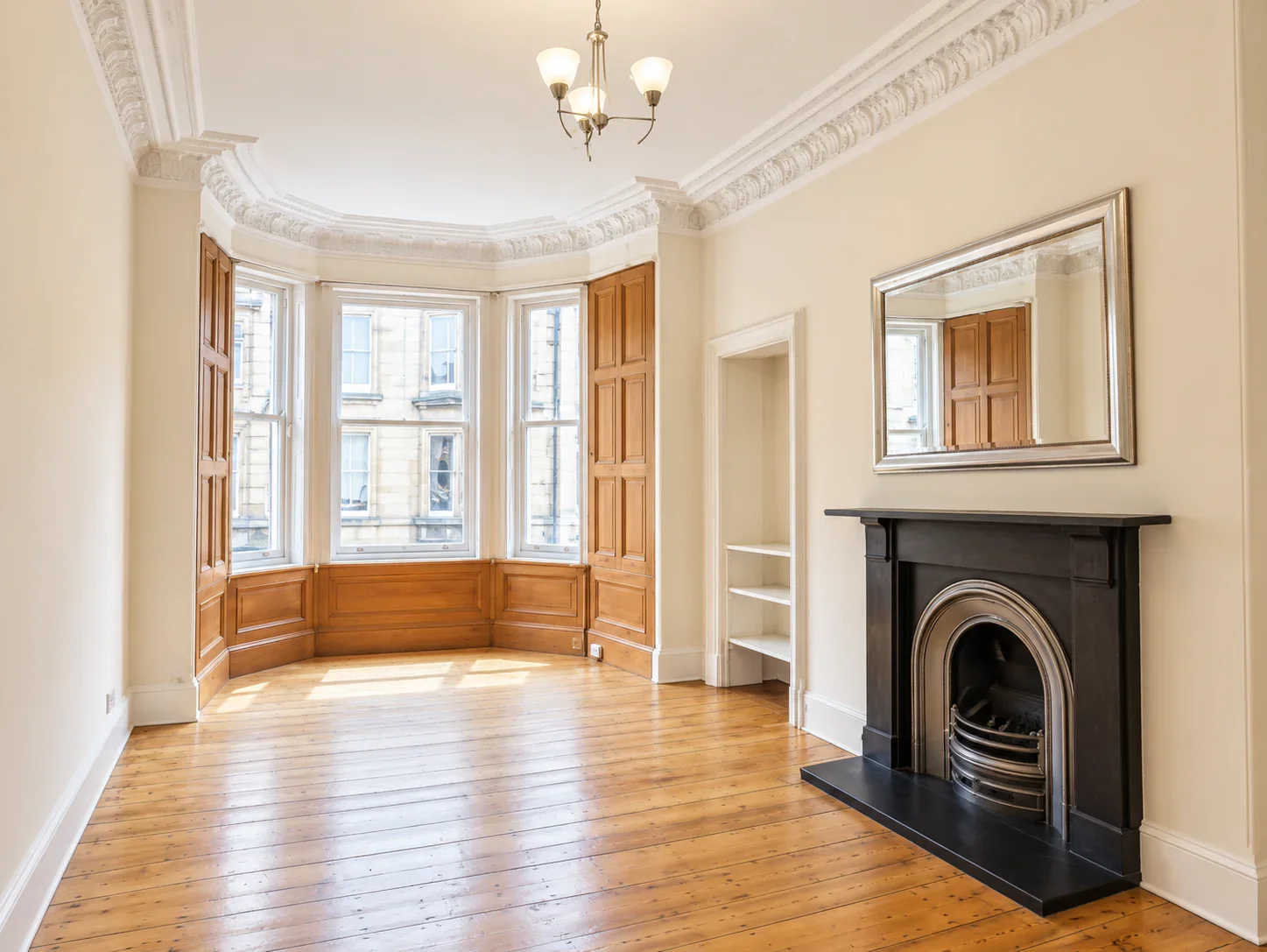 Flat Royston Terrace in City of Edinburgh