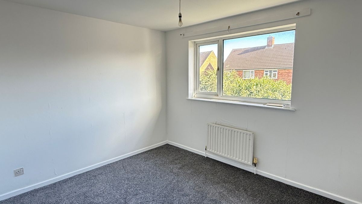House Brookhill Close in Bloxwich