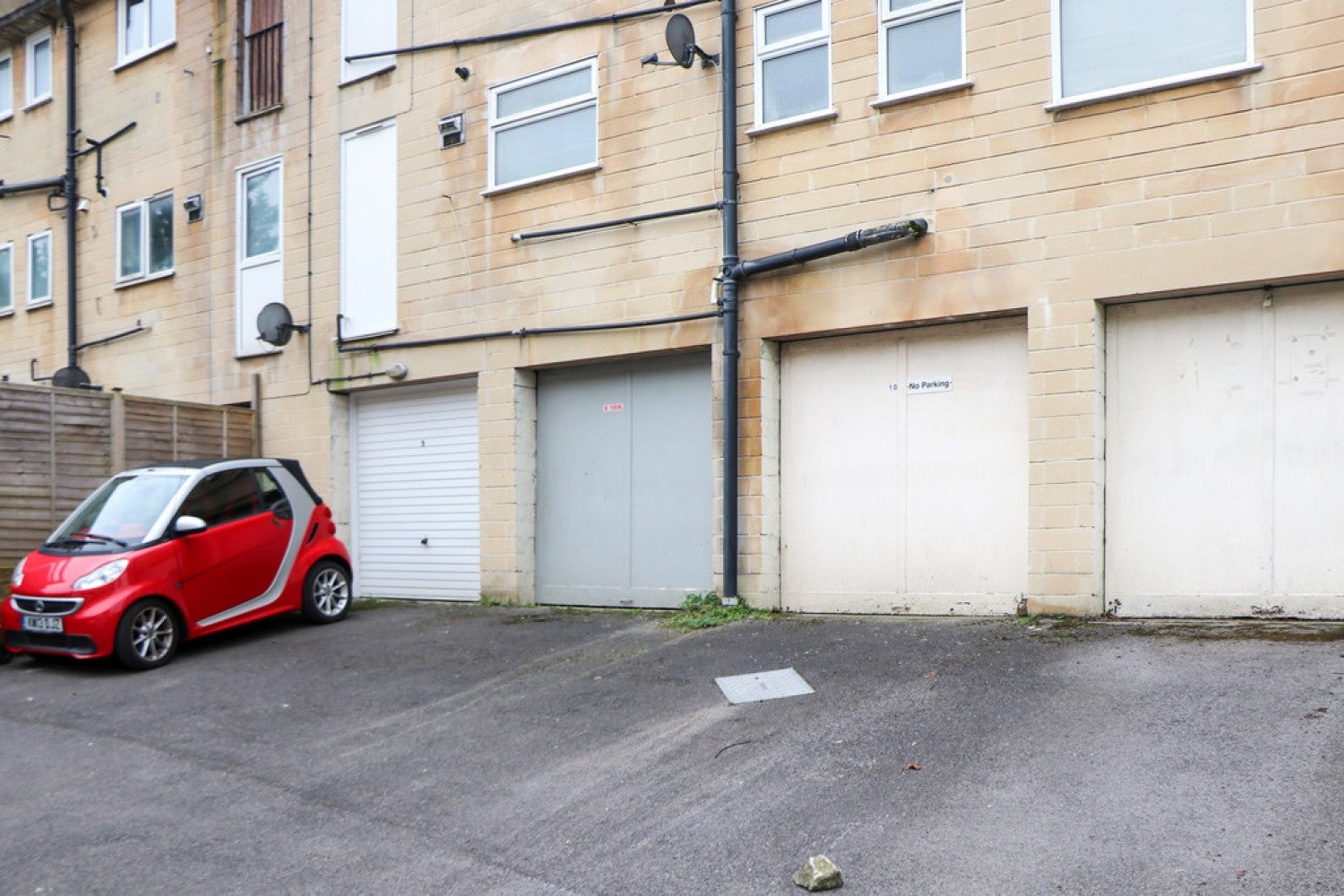 Flat Weston Lane in Bath