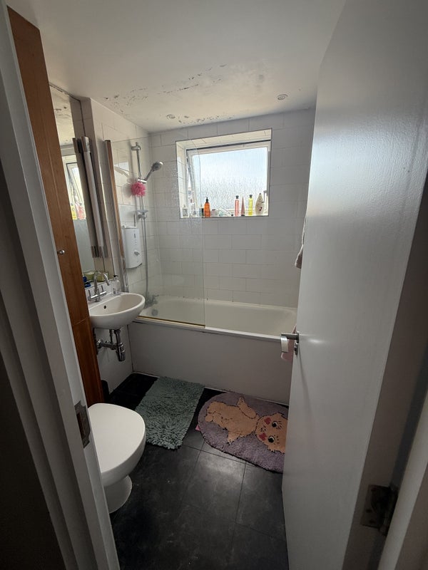 Room Rossmore Road in City of Westminster