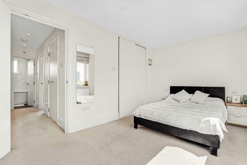 Room Rossmore Road in City of Westminster