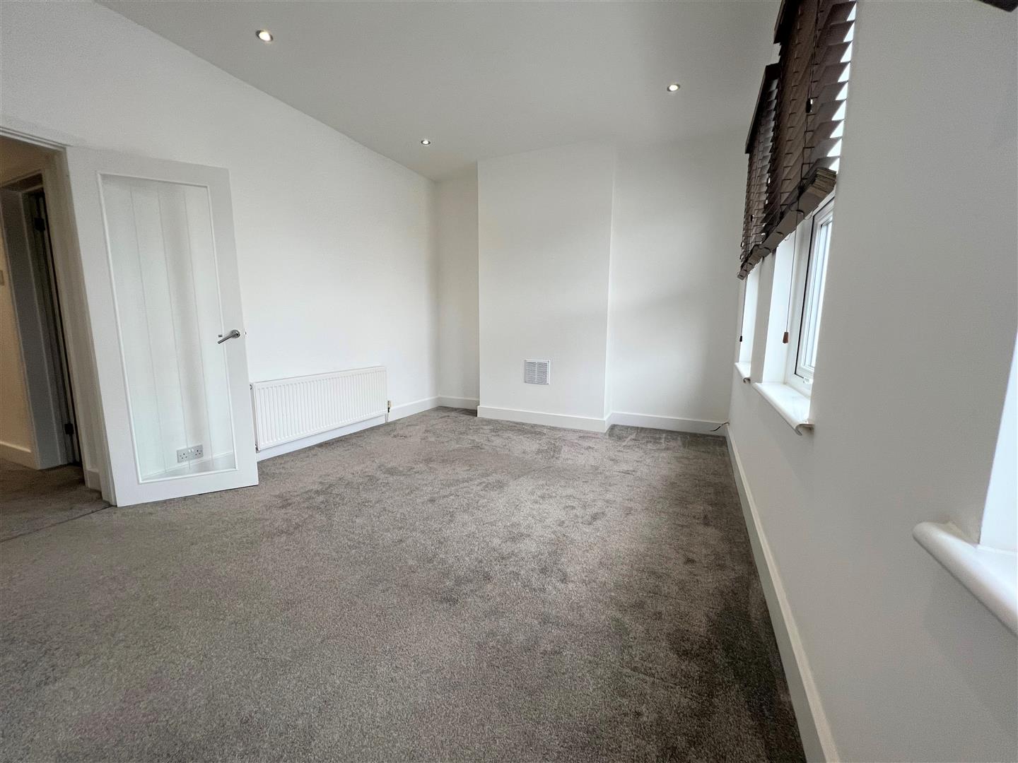 Flat Salisbury Avenue in Southend-on-Sea
