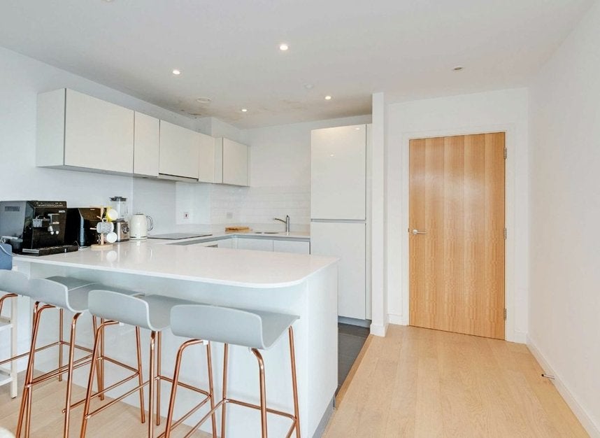 Flat Woodberry Grove in Greater London
