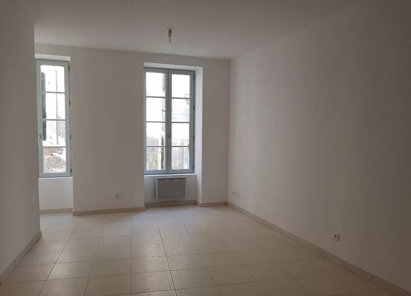 Flat Rue Louis Bruguier Roure in Pont-Saint-Esprit