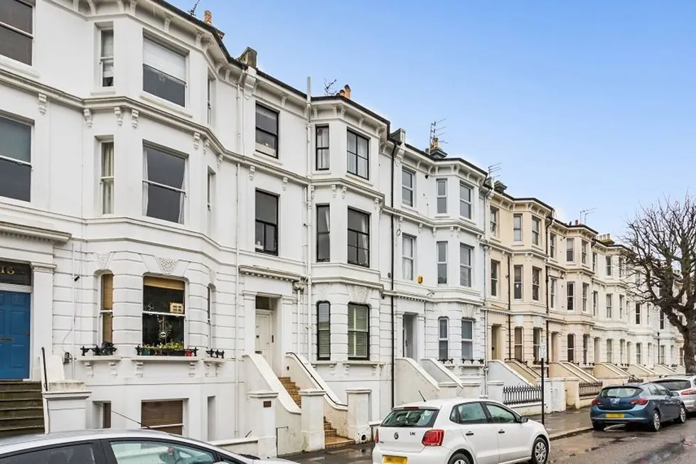Flat Norton Road in Portslade by Sea