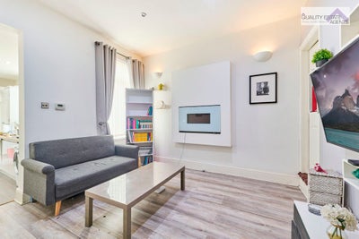 Room Stanfield Road in Stoke-on-Trent